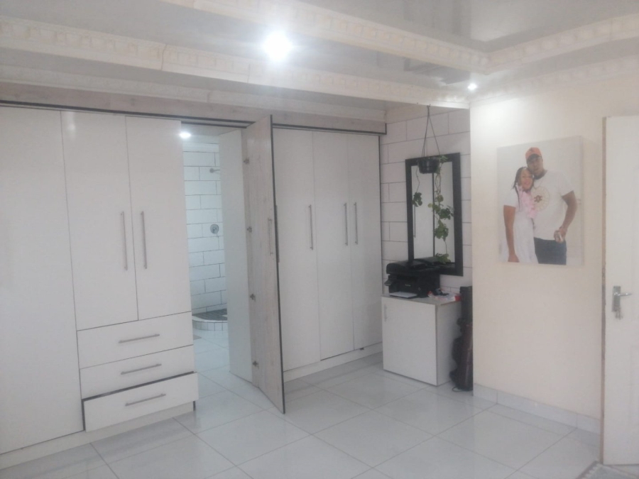 3 Bedroom Property for Sale in Botshabelo Free State